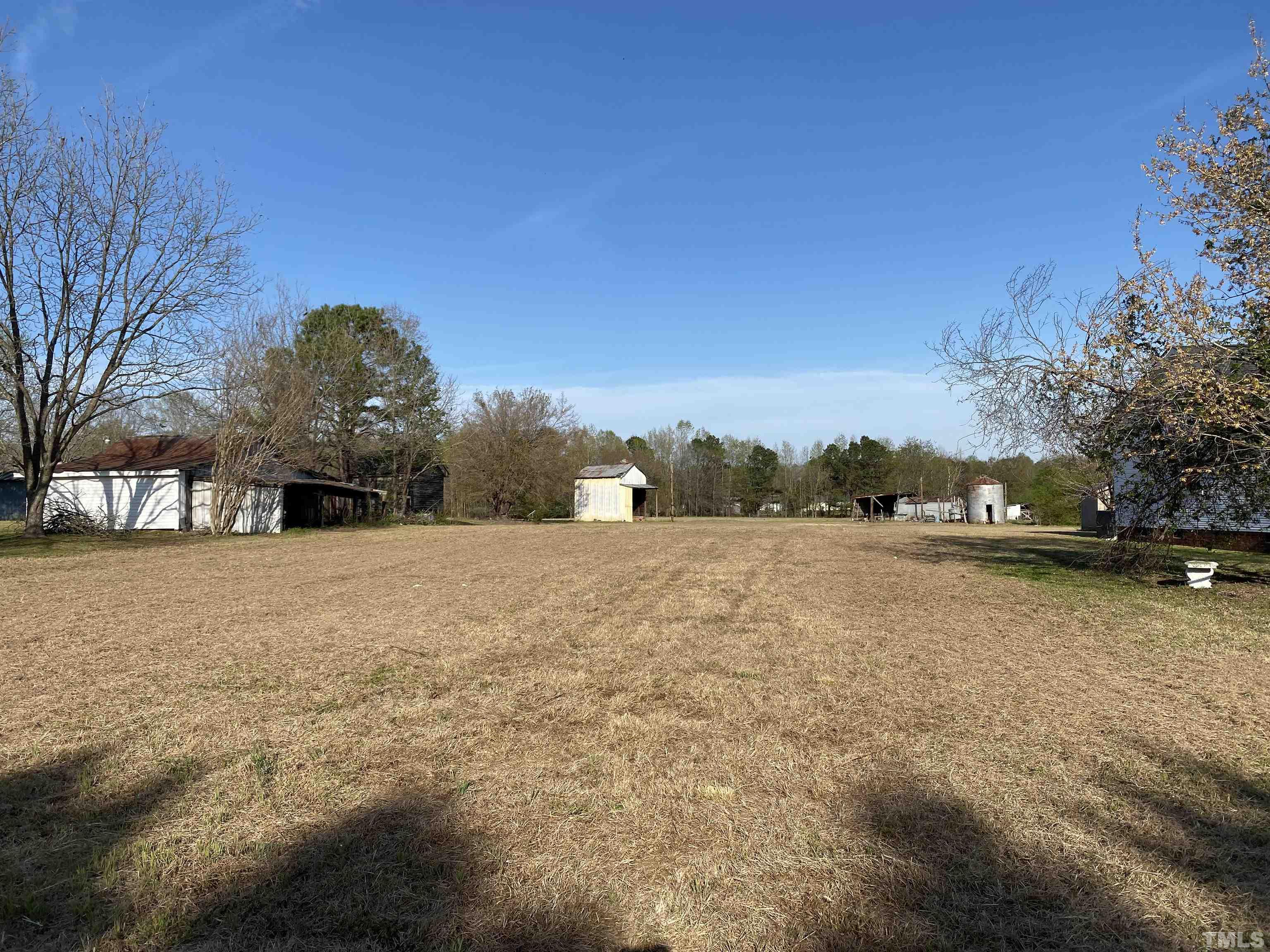 569 Smith Road Smithfield, NC 27577 - Photo 21 of 46 Gallery Image 21