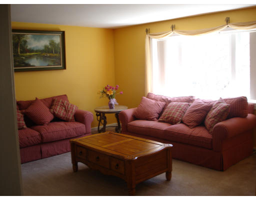 100 Gilmore Road Wrentham, MA 02093 - Photo 4 of 8 Gallery Image 4