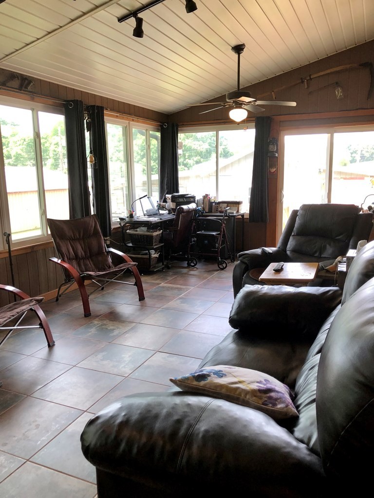 124 Dunn Farm Road Cleveland, TN 37323 - Photo 12 of 38 Gallery Image 12