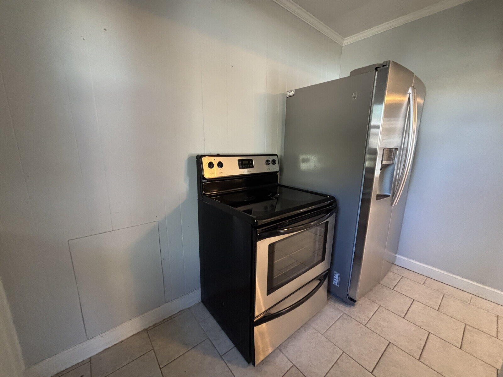 2318 20th Street Lubbock, TX 79411 - Photo 5 of 10 a view of washer and dryer