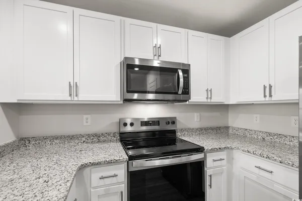 $1,700 | 608 Golden Resin Road, Conway, SC 29526