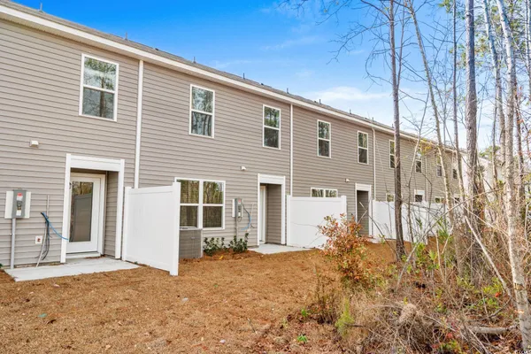 $1,700 | 608 Golden Resin Road, Conway, SC 29526