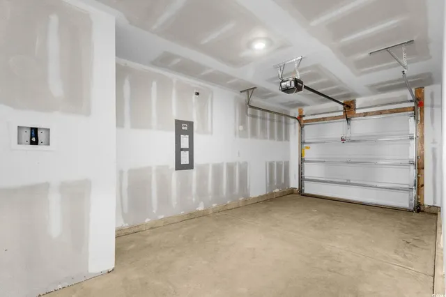 $2,100 | 608 Golden Resin Road, Conway, SC 29526