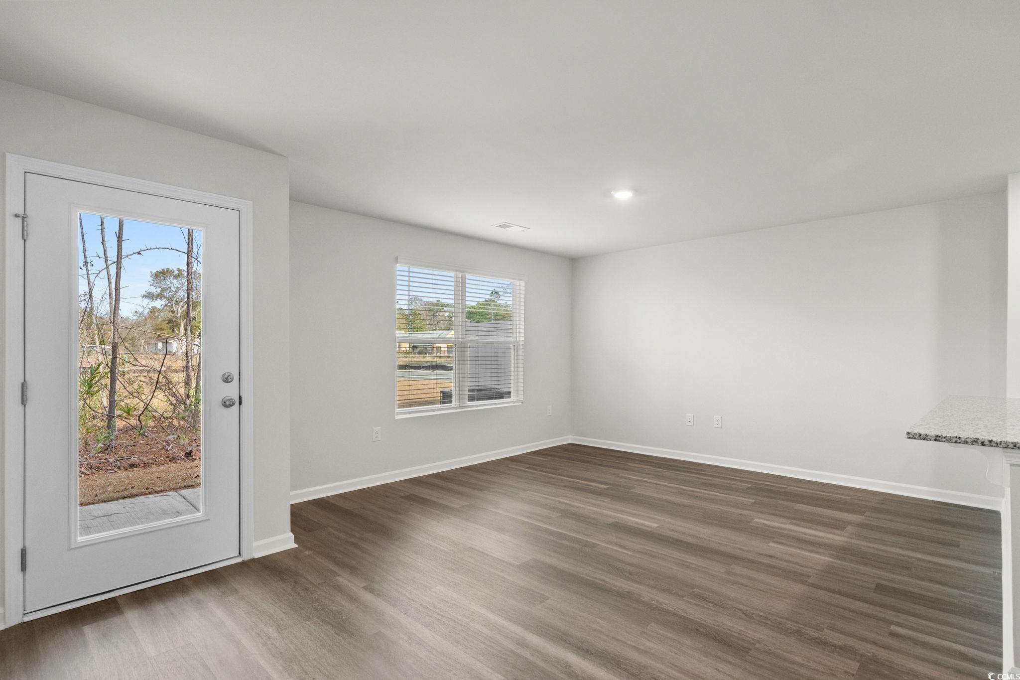 608 Golden Resin Road Conway, SC 29526 - Photo 5 of 40