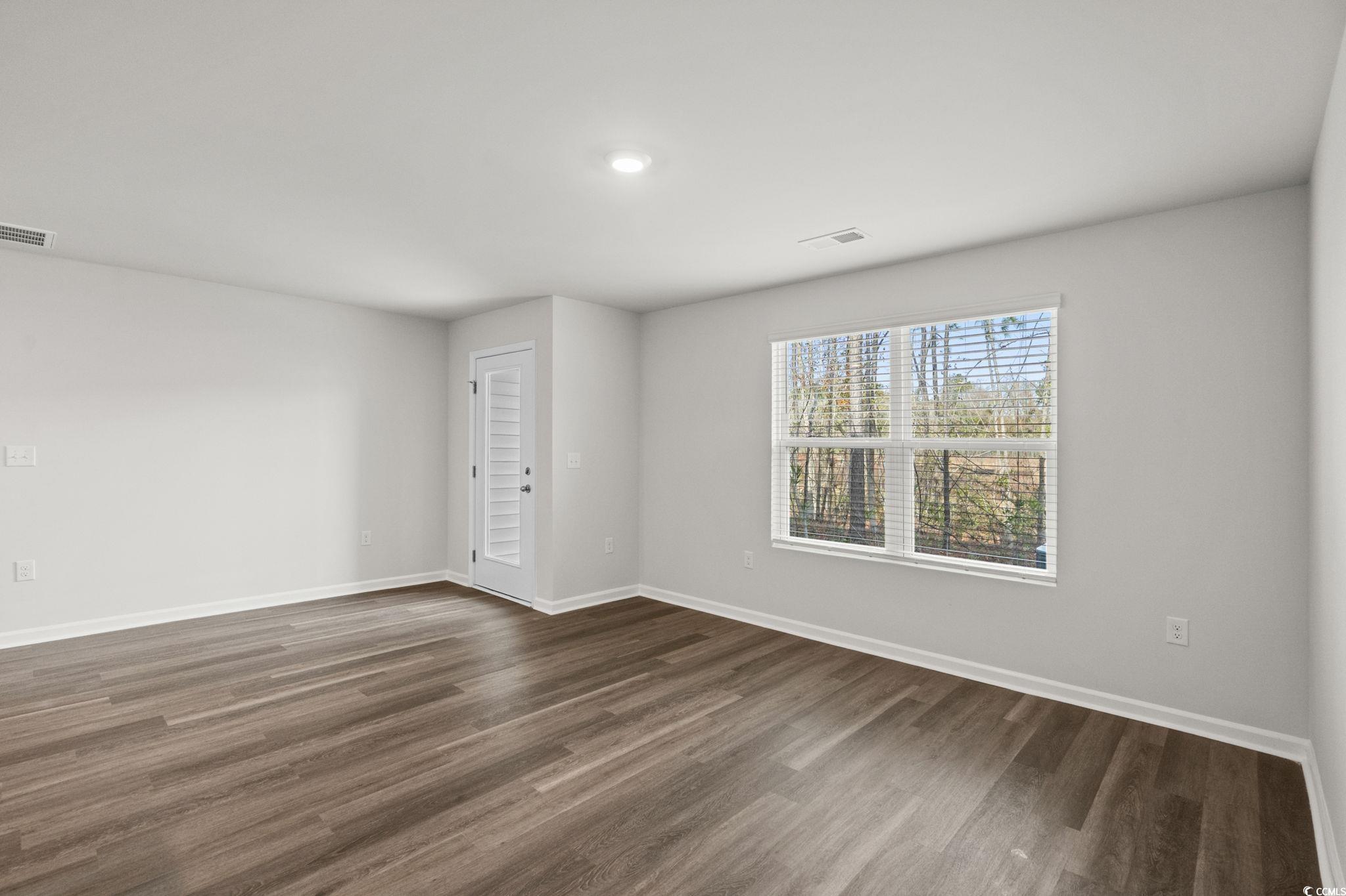 608 Golden Resin Road Conway, SC 29526 - Photo 7 of 40