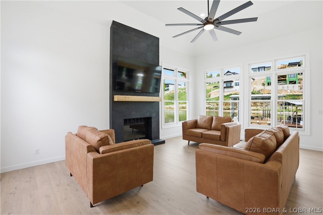 5488 Pebble Lane Osage Beach, MO 65065 - Photo 19 of 34 Valuted ceilings