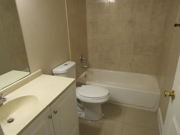 $2,300 | 5203 Glencove Lane, Unit 5203, West Palm Beach, FL 33415