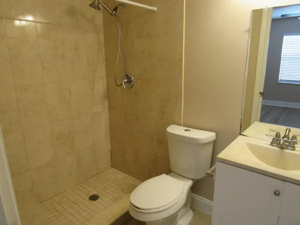 $2,300 | 5203 Glencove Lane, Unit 5203, West Palm Beach, FL 33415