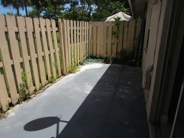 $2,300 | 5203 Glencove Lane, Unit 5203, West Palm Beach, FL 33415