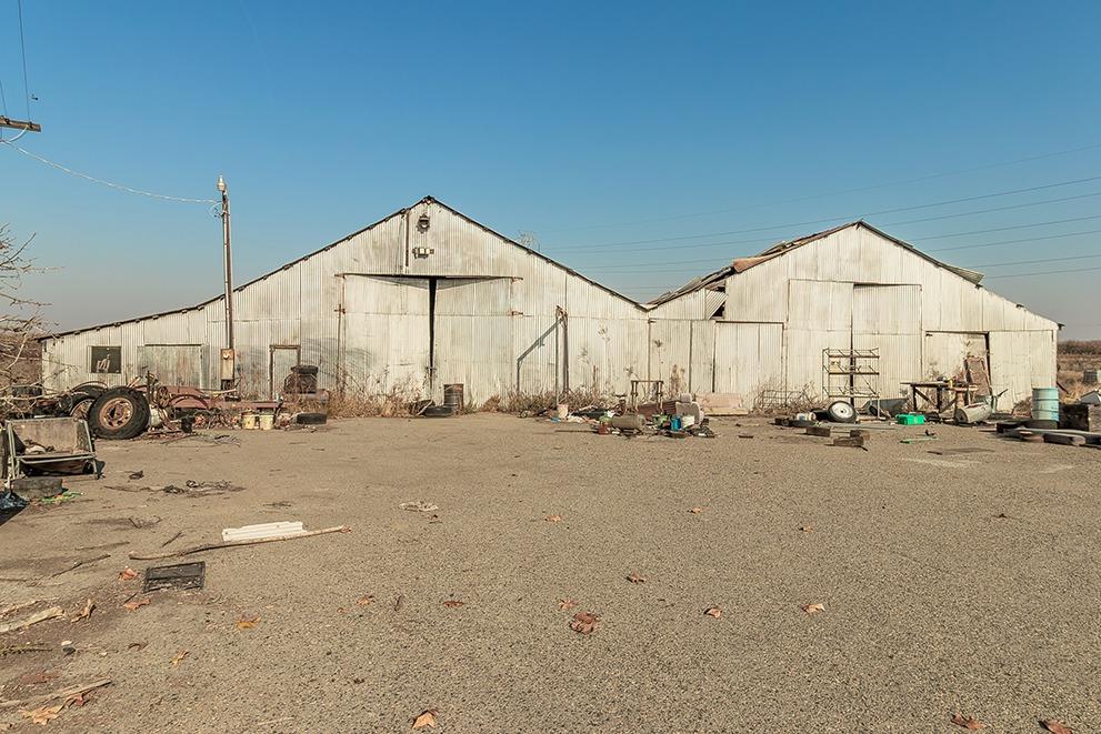 32015 Ave 10 Madera, CA 93636 - Photo 11 of 24 a view of a terrace