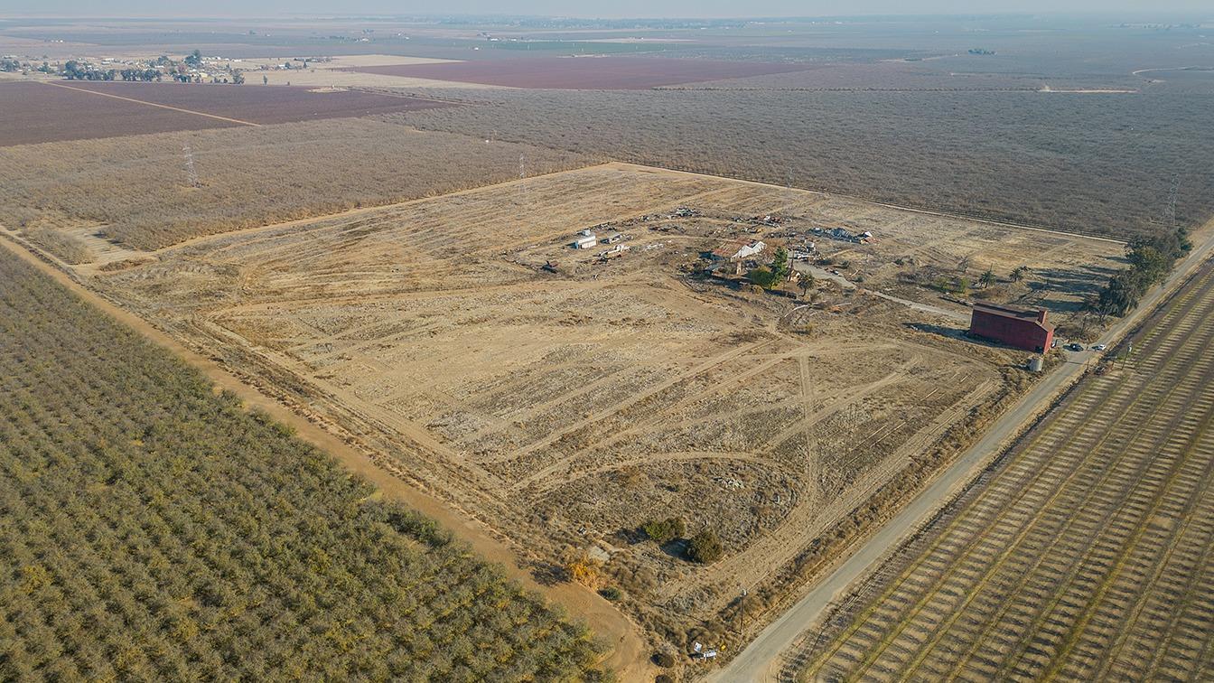 32015 Ave 10 Madera, CA 93636 - Photo 14 of 24