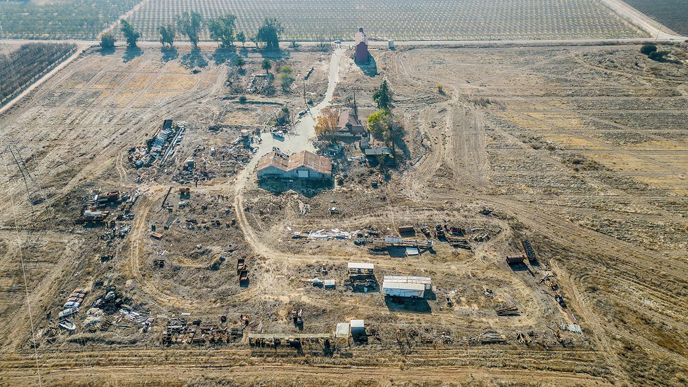 32015 Ave 10 Madera, CA 93636 - Photo 24 of 24 a view of water heater