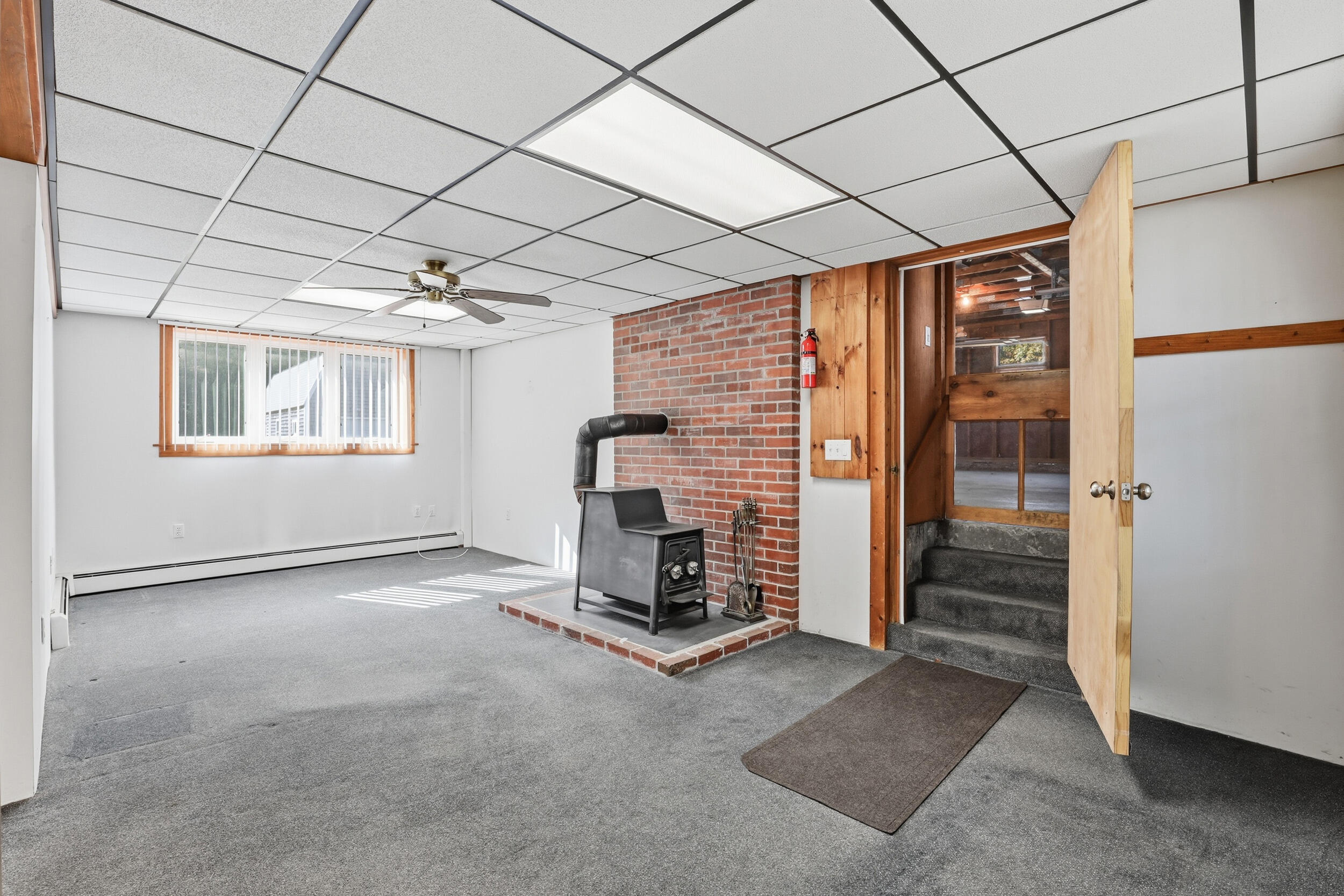 12 Malcolm Road York, ME 03909 - Photo 31 of 51 26_on the mark-et_071