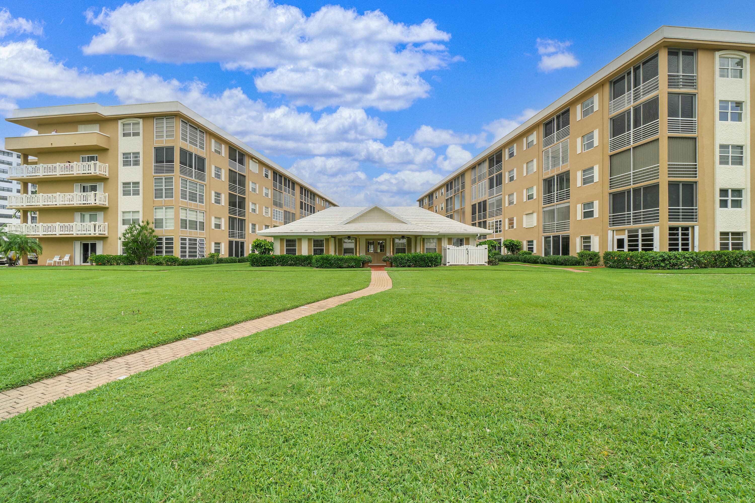 300 Golfview Road, Unit 207 North Palm Beach, FL 33408 - Photo 19 of 26 300 Golfview Rd U207_51