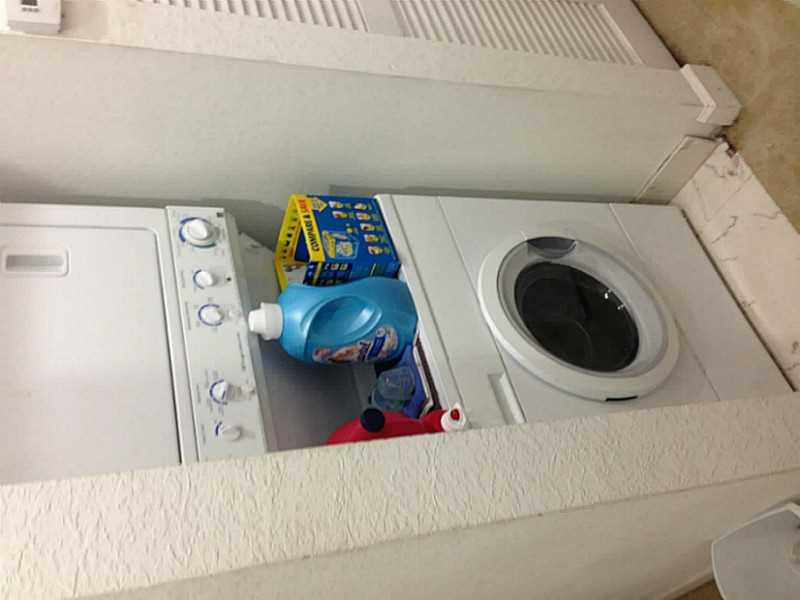 2201 Monroe Street, Unit B2 Hollywood, FL 33020 - Photo 9 of 9 Laundry Room.