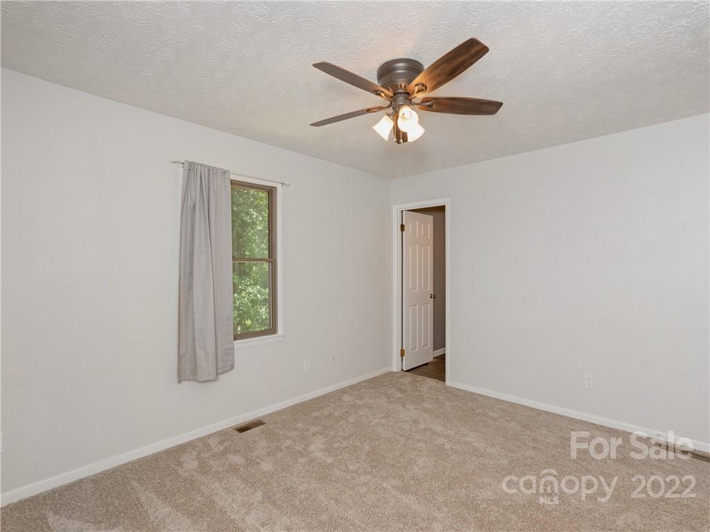 27 Sleepy Gap Road Arden, NC 28704 - Photo 15 of 30 Gallery Image 15