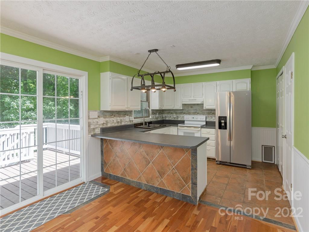 27 Sleepy Gap Road Arden, NC 28704 - Photo 9 of 30 Gallery Image 9