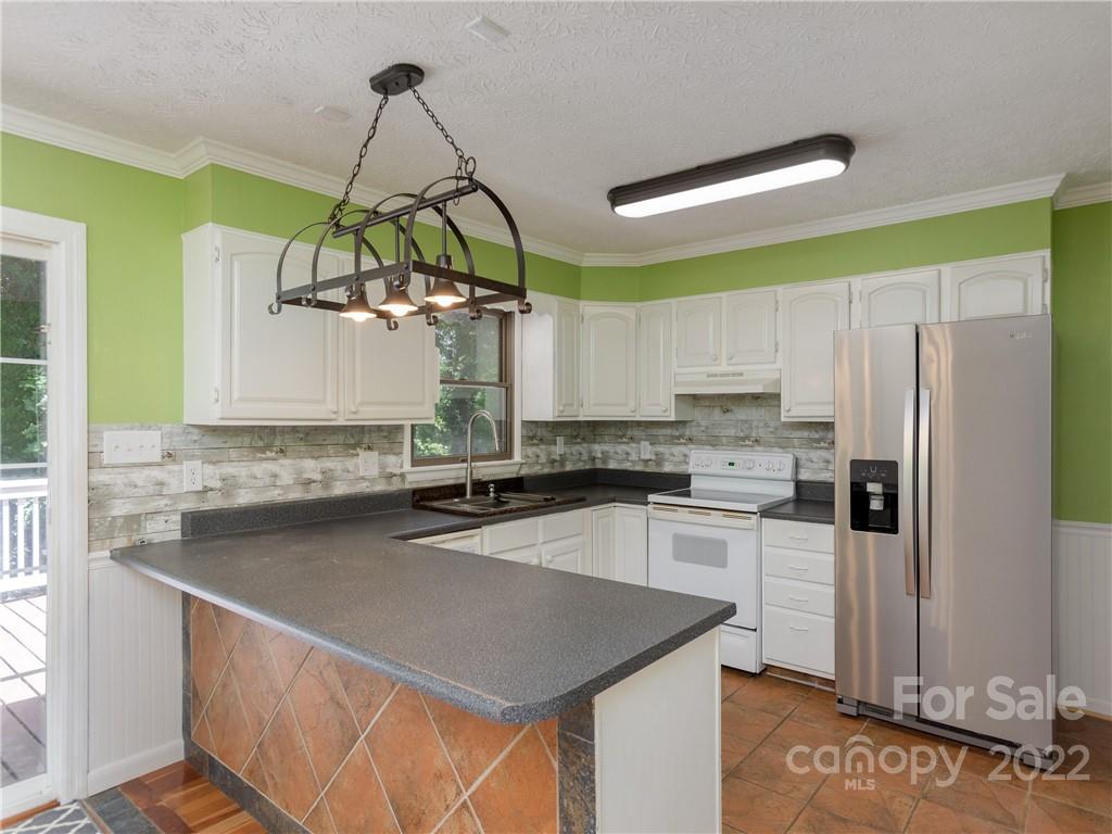 27 Sleepy Gap Road Arden, NC 28704 - Photo 10 of 30 Gallery Image 10