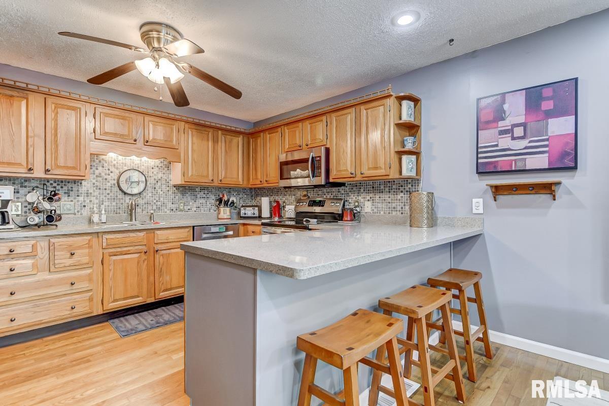 2436 Arrowhead Drive Springfield, IL 62702 - Photo 18 of 40