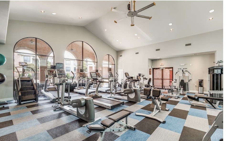 15727 Cutten Road, Unit 618 Houston, TX 77070 - Photo 4 of 9