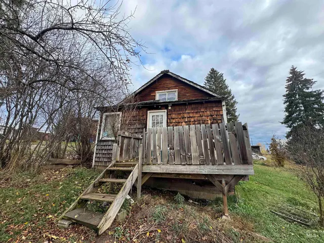 $79,000 | 211 Ford Street, Weippe, ID 83553