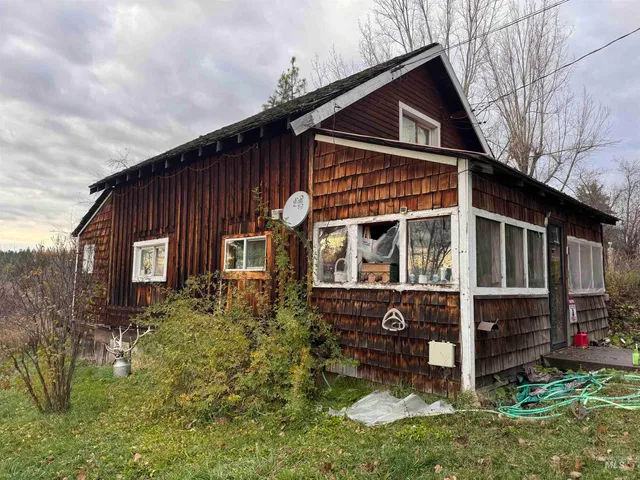 $79,000 | 211 Ford Street, Weippe, ID 83553