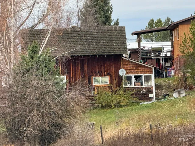 $79,000 | 211 Ford Street, Weippe, ID 83553