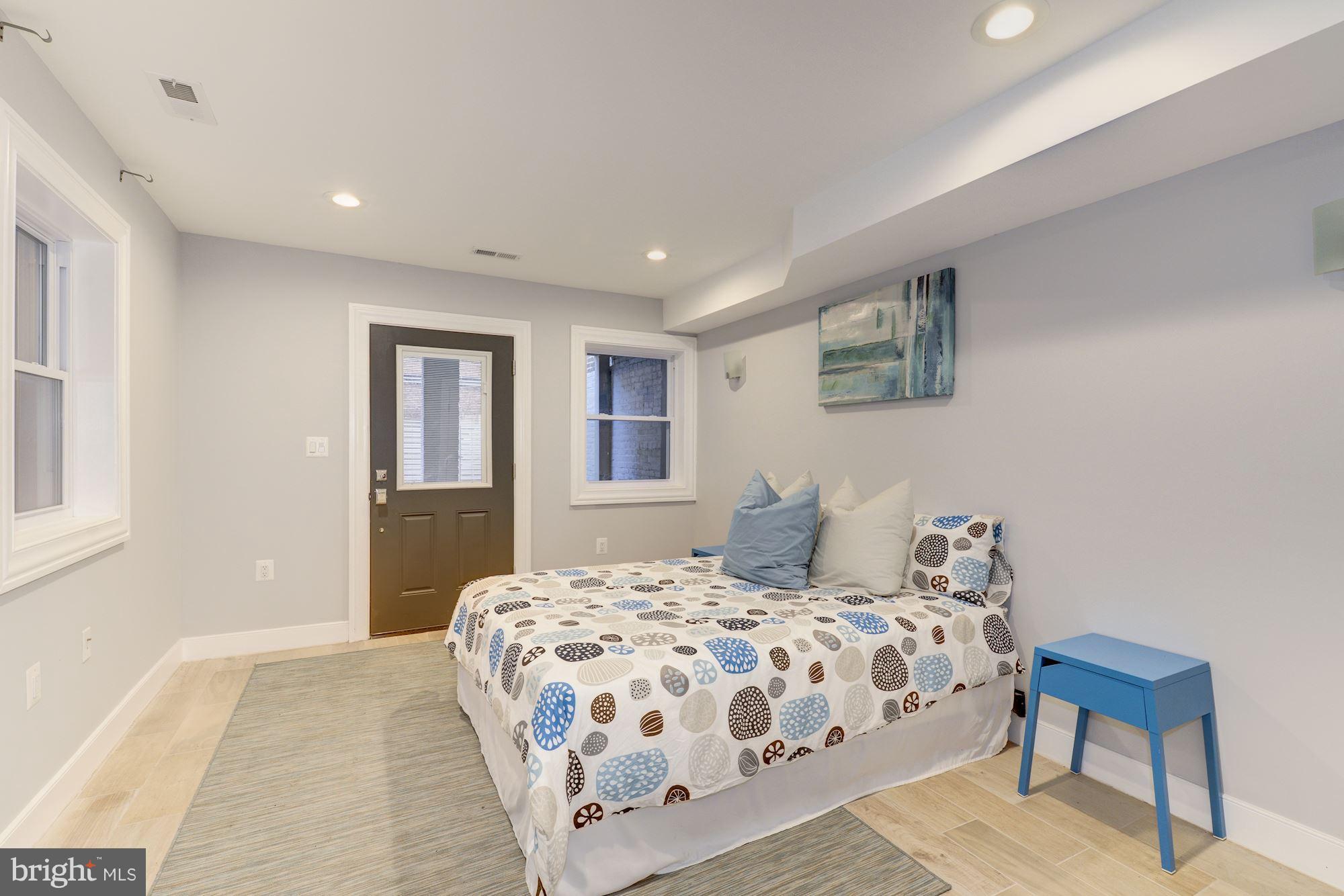 6 R Street Northwest, Unit 1 Washington, DC 20001 - Photo 17 of 27 Bedroom