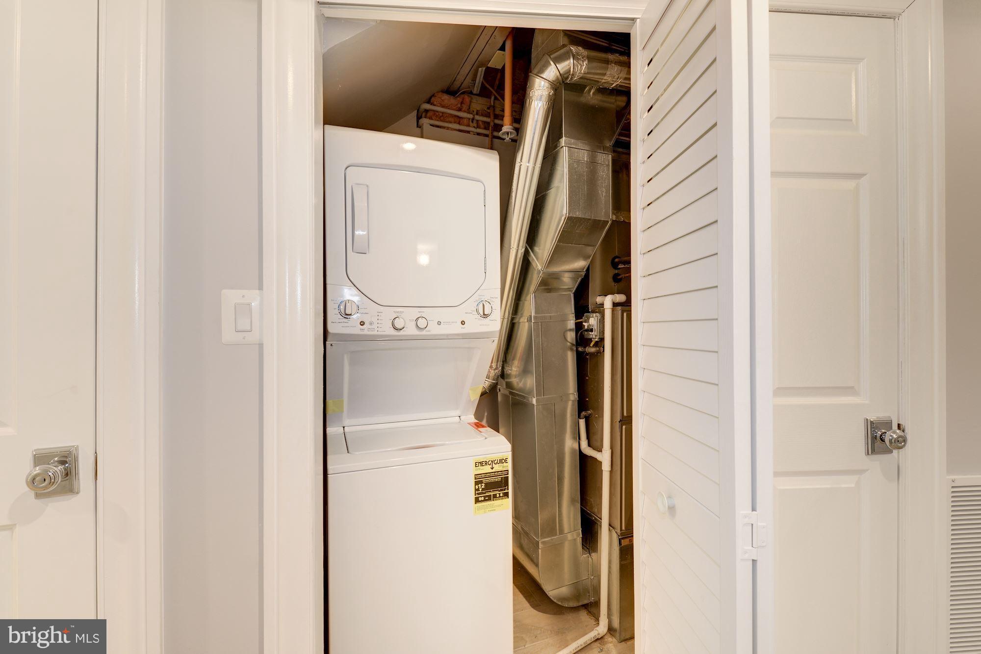 6 R Street Northwest, Unit 1 Washington, DC 20001 - Photo 23 of 27 Laundry