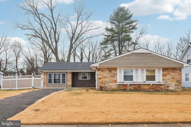 $389,900 | 71 Harrington Circle, Willingboro, NJ 08046
