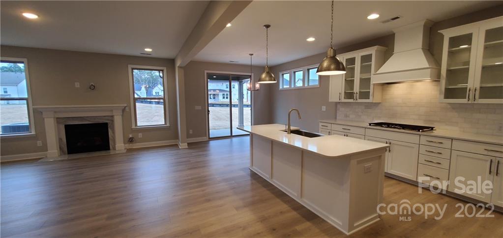 15205 Shallow Ridge Road Charlotte, NC 28278 - Photo 6 of 47 Gallery Image 6