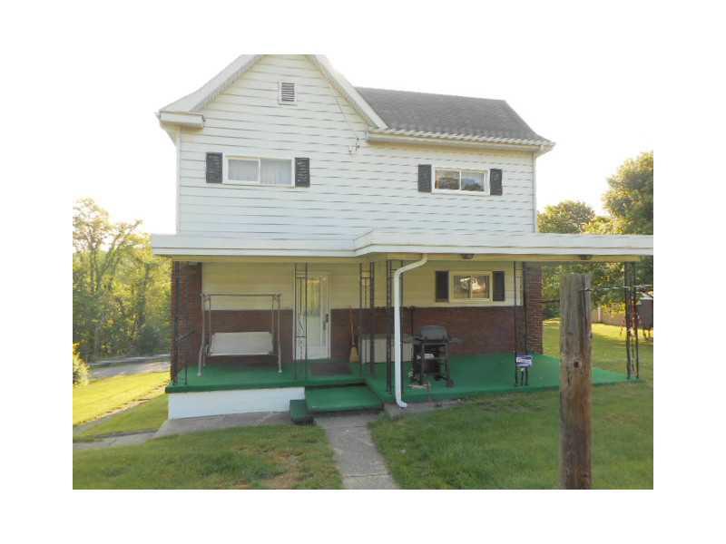 444 Royal Road Chestnut Ridge, PA 15422 - Photo 1 of 25 Exterior Front.