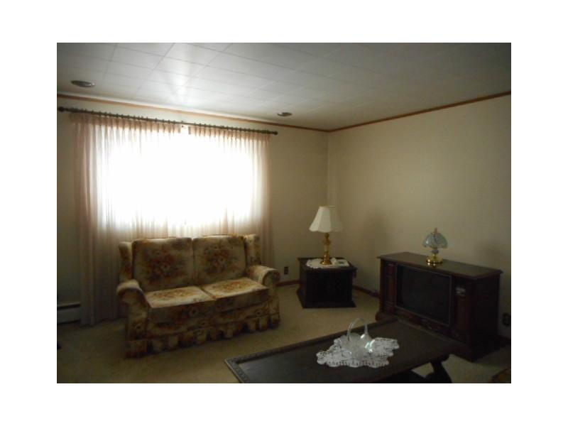 444 Royal Road Chestnut Ridge, PA 15422 - Photo 18 of 25 Dining Room.