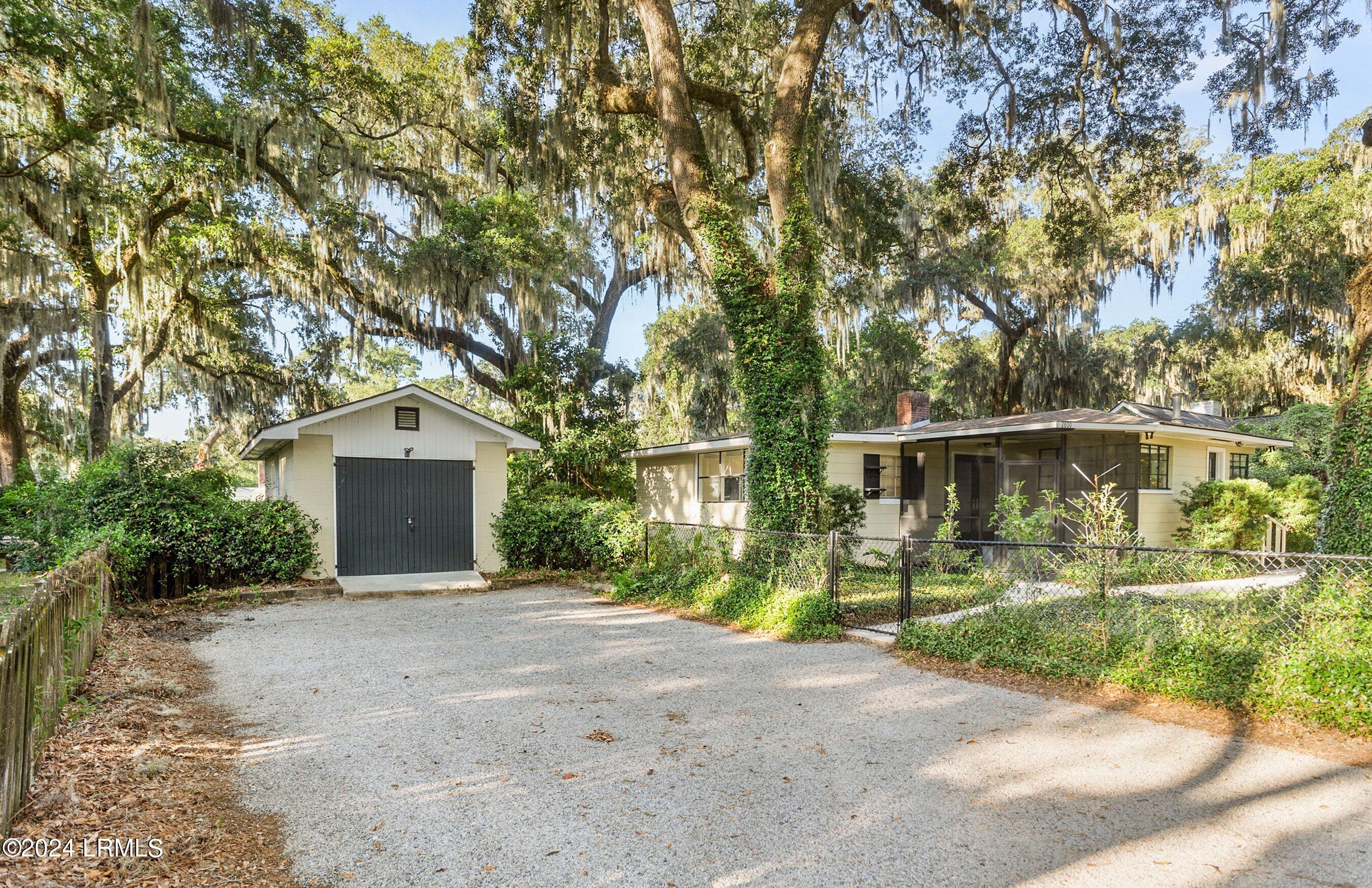 2800 Mossy Oaks Road Beaufort, SC 29902 - Photo 1 of 48 DSC02561-200-1.jpg-SMALL
