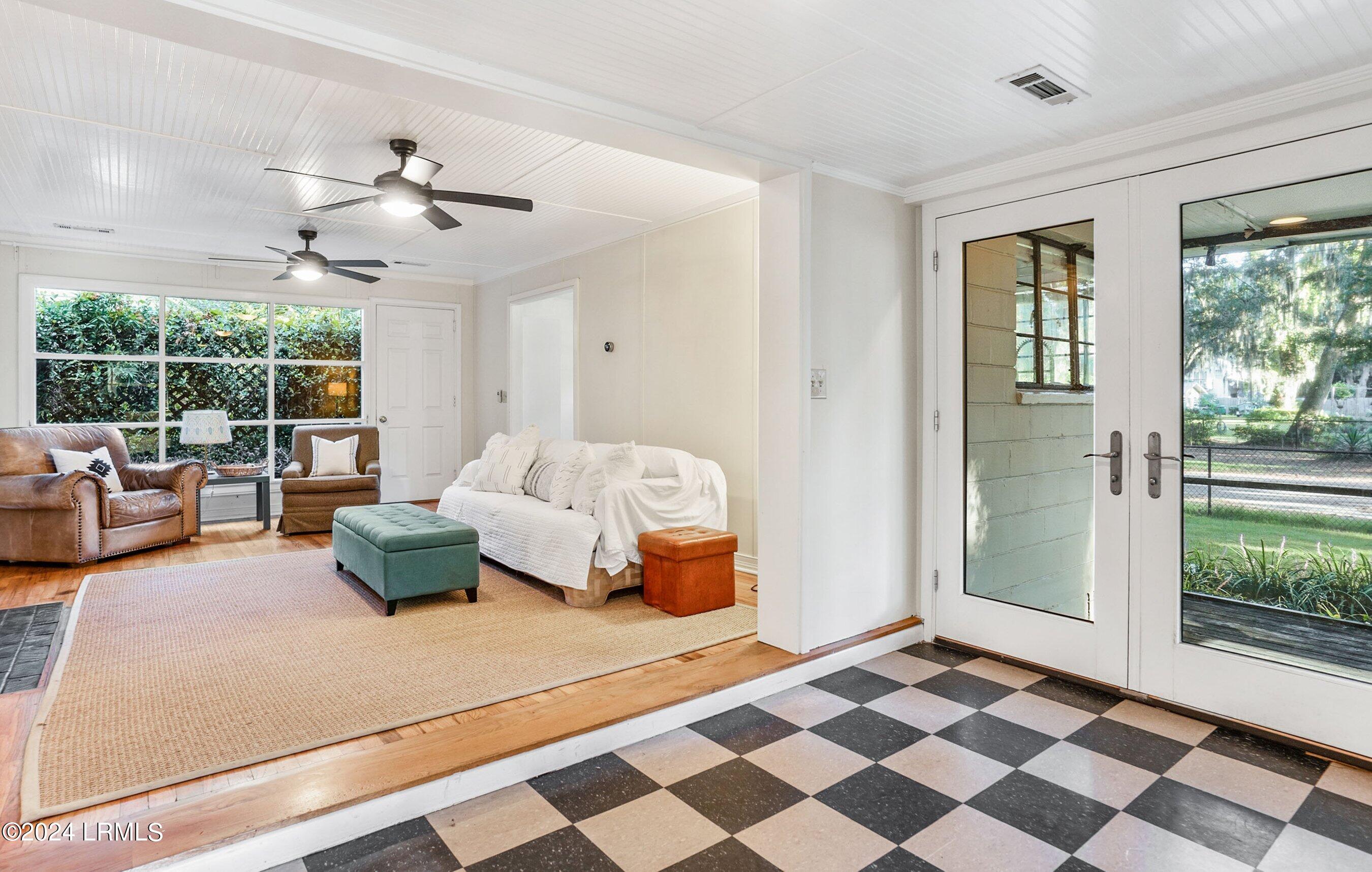 2800 Mossy Oaks Road Beaufort, SC 29902 - Photo 18 of 48 DSC02346-20-1.jpg-SMALL