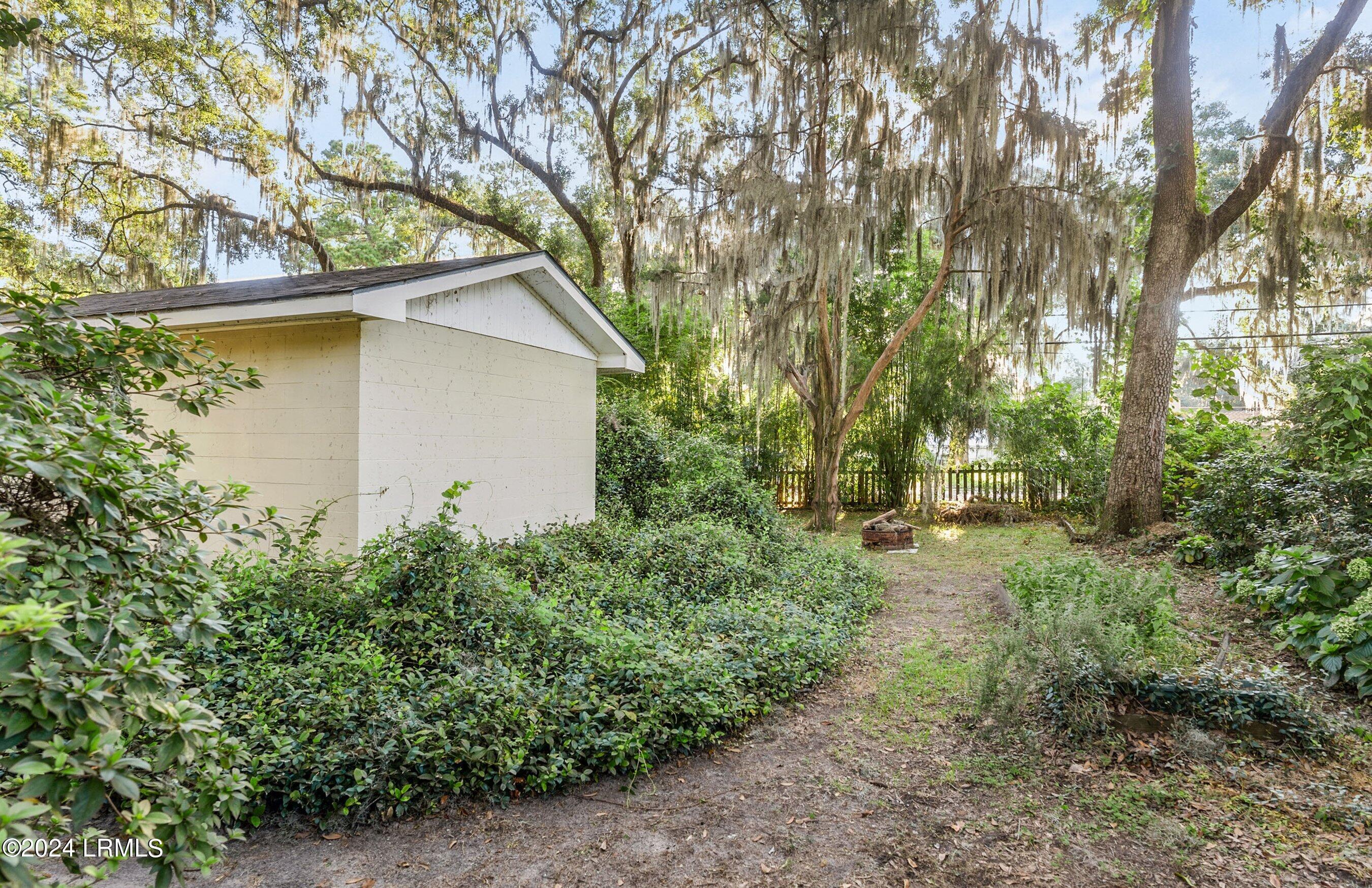 2800 Mossy Oaks Road Beaufort, SC 29902 - Photo 32 of 48 DSC02494-143-1.jpg-SMALL