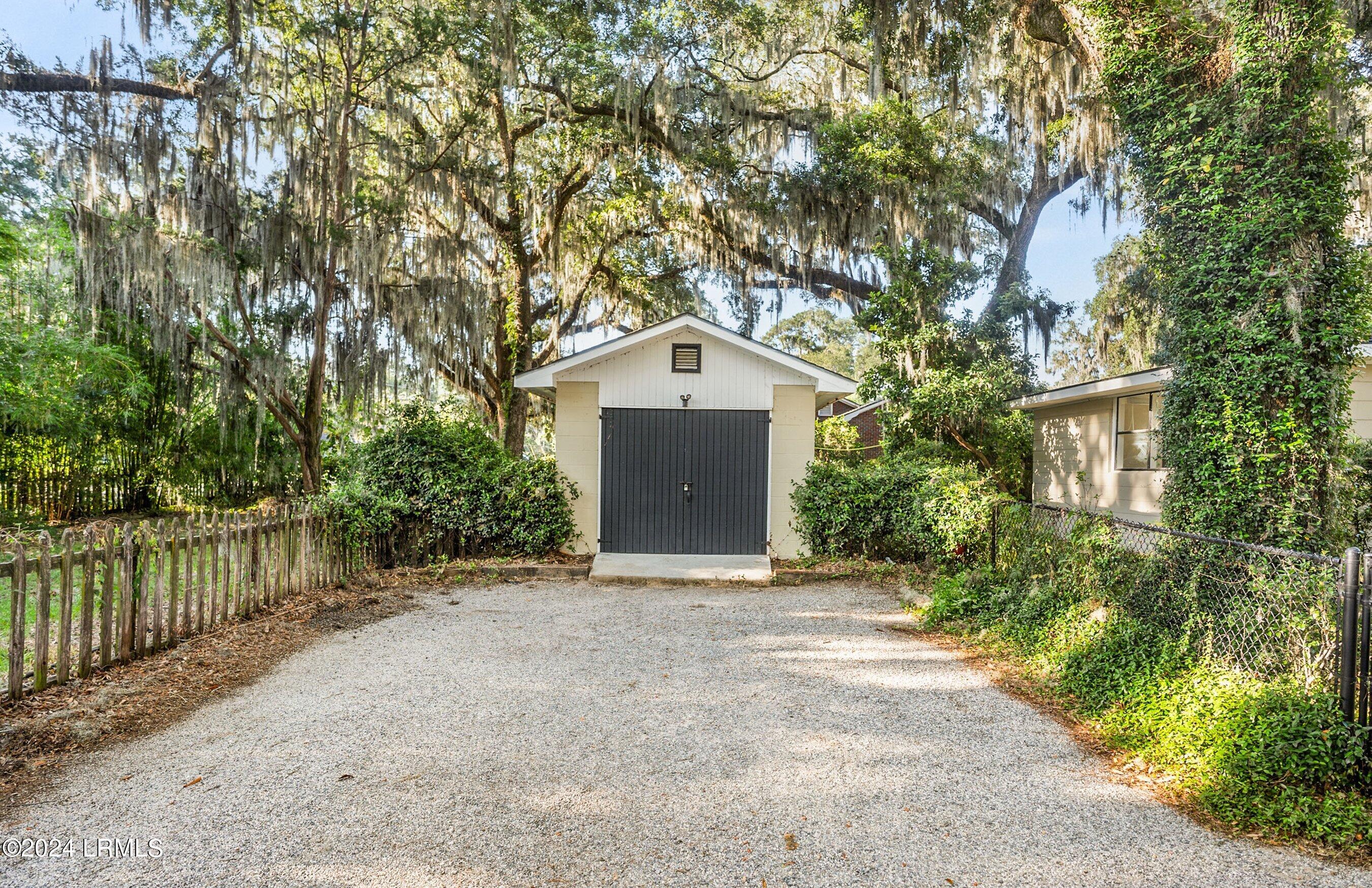 2800 Mossy Oaks Road Beaufort, SC 29902 - Photo 38 of 48 DSC02556-195-1.jpg-SMALL