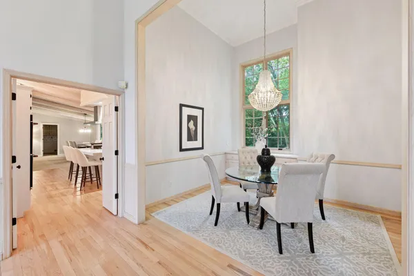 $1,695,000 | 461 Peavey Lane, Wayzata, MN 55391