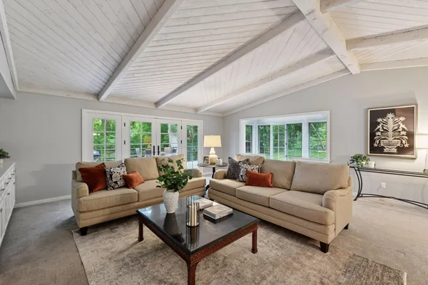 $1,695,000 | 461 Peavey Lane, Wayzata, MN 55391