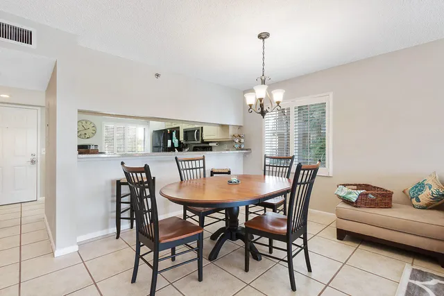 $2,500 | 275 Palm Avenue, Unit A201, Jupiter, FL 33477