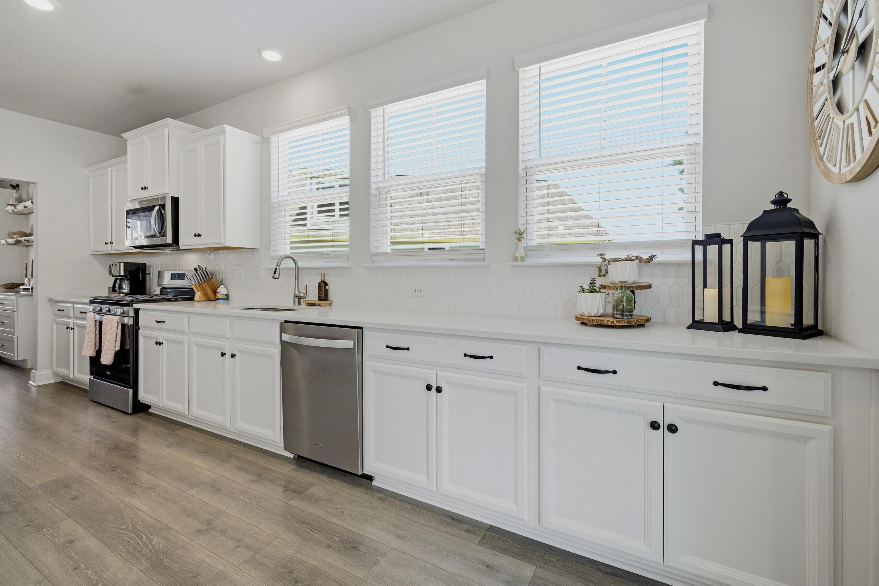 1519 Tugalo Court Murrells Inlet, SC 29576 - Photo 12 of 70