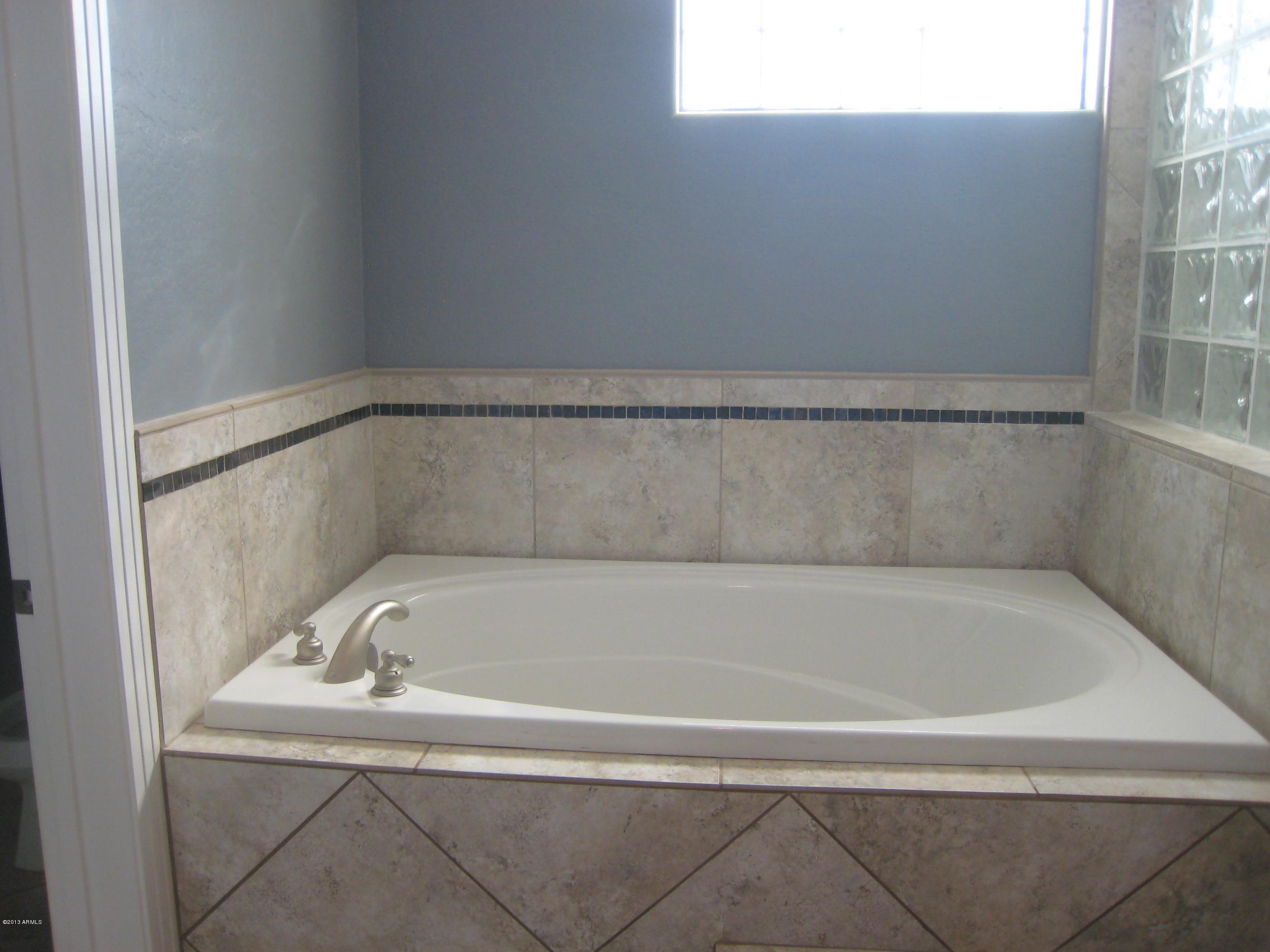 16230 East Julius Road Gilbert, AZ 85298 - Photo 18 of 32 IMG_4902