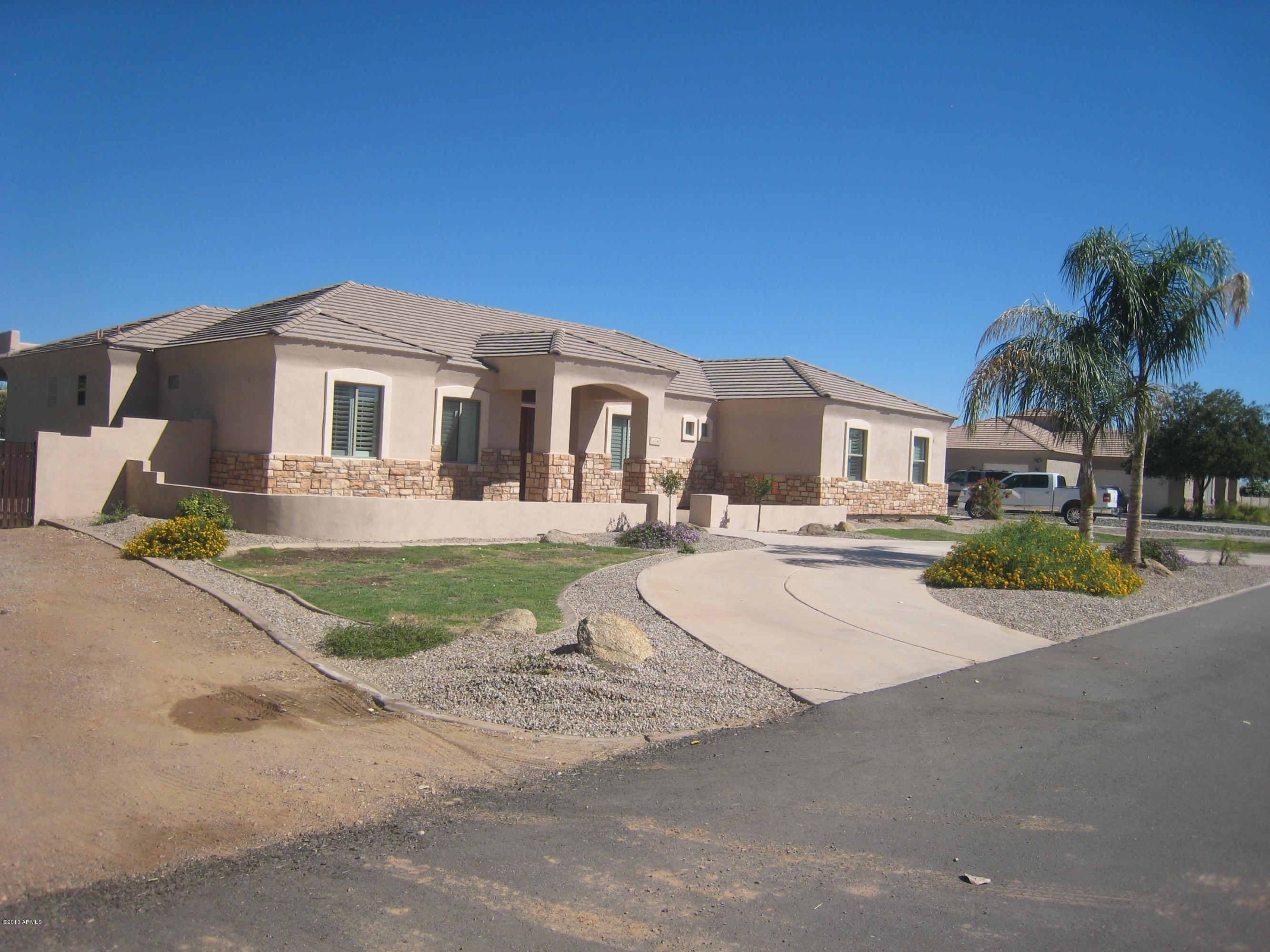 16230 East Julius Road Gilbert, AZ 85298 - Photo 2 of 32 IMG_4882