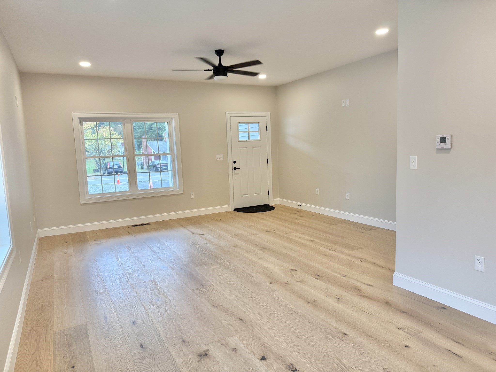 33 Tyng Road Tyngsborough, MA 01879 - Photo 13 of 41 Gallery Image 13