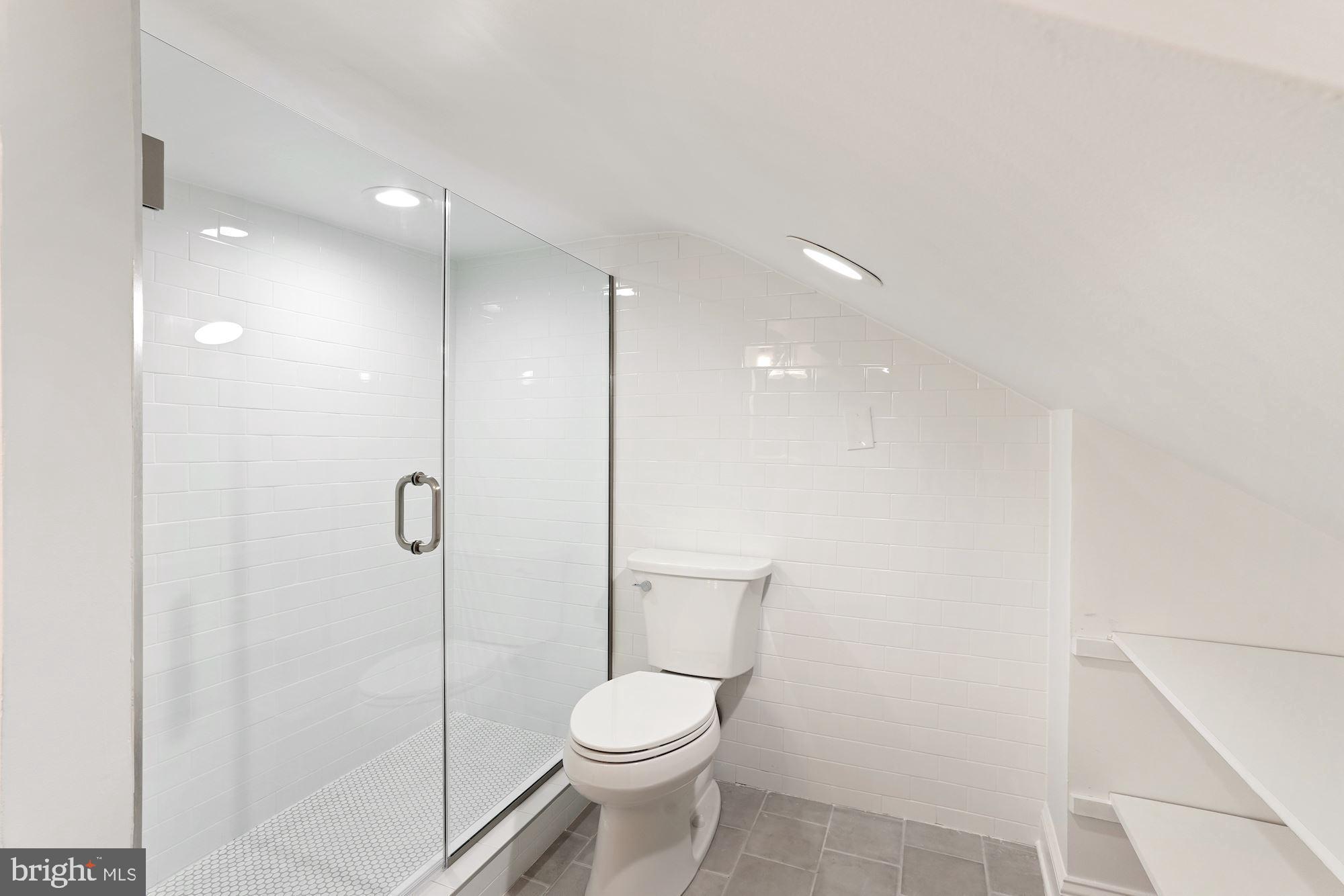 1675 Wisconsin Avenue Northwest Washington, DC 20007 - Photo 32 of 36 Bathroom #2