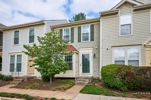 $399,999 | 9711 Sassafras Court, Manassas, VA 20110