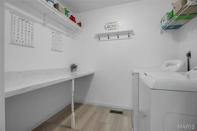 $1,085,000 | 50 Crocknaraw Lane, Weldon Spring, MO 63304