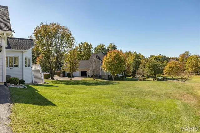 $1,085,000 | 50 Crocknaraw Lane, Weldon Spring, MO 63304