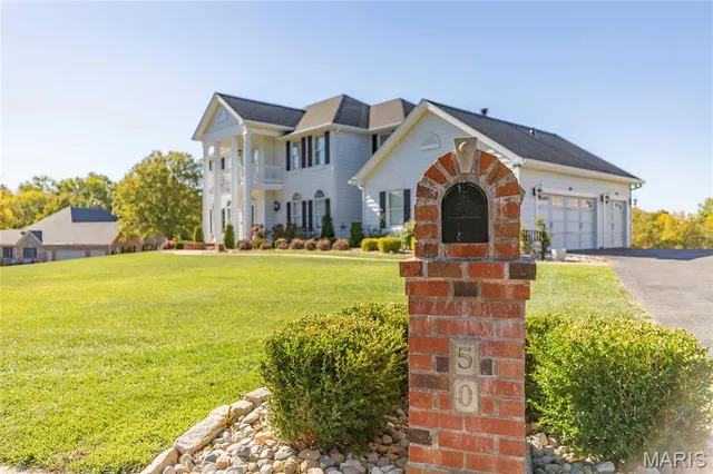 $1,085,000 | 50 Crocknaraw Lane, Weldon Spring, MO 63304