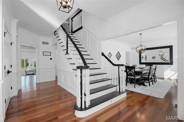 $1,085,000 | 50 Crocknaraw Lane, Weldon Spring, MO 63304